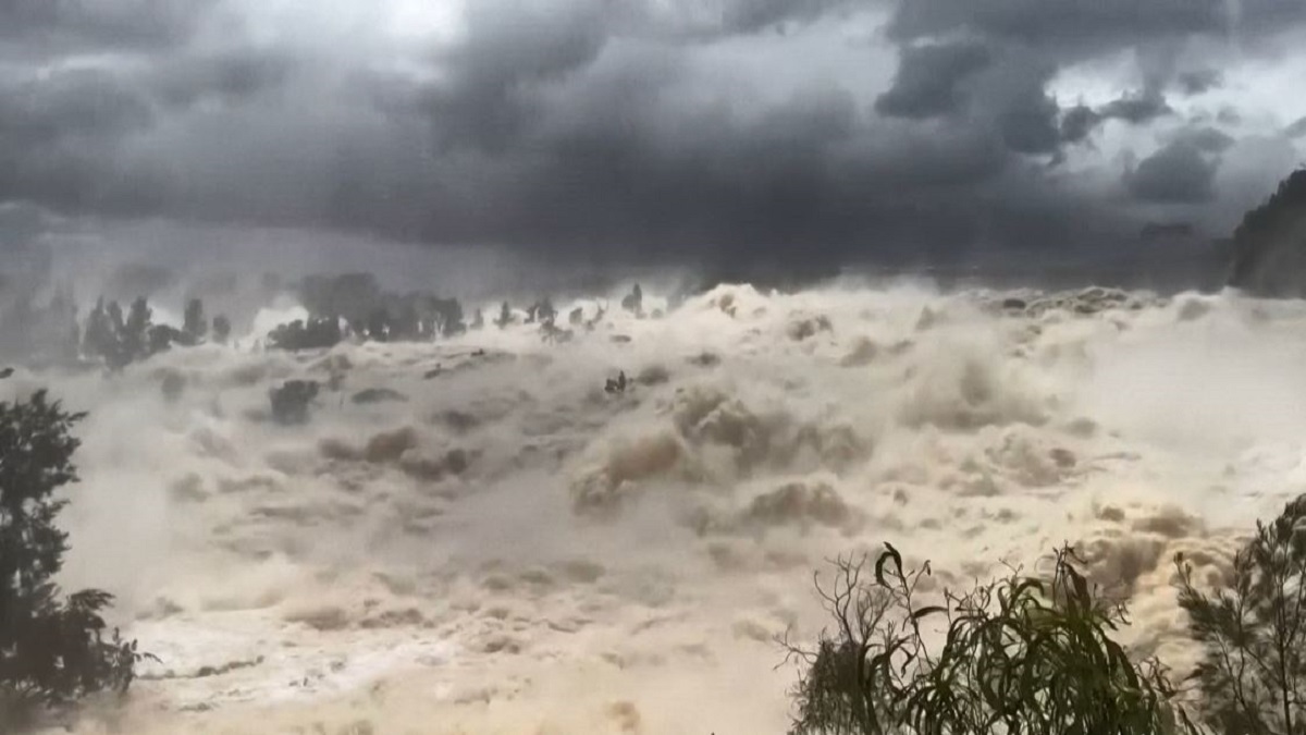 বন্যায় বিপর্যস্ত অস্ট্রেলিয়ার নিউ সাউথ ওয়েলস রাজ্য