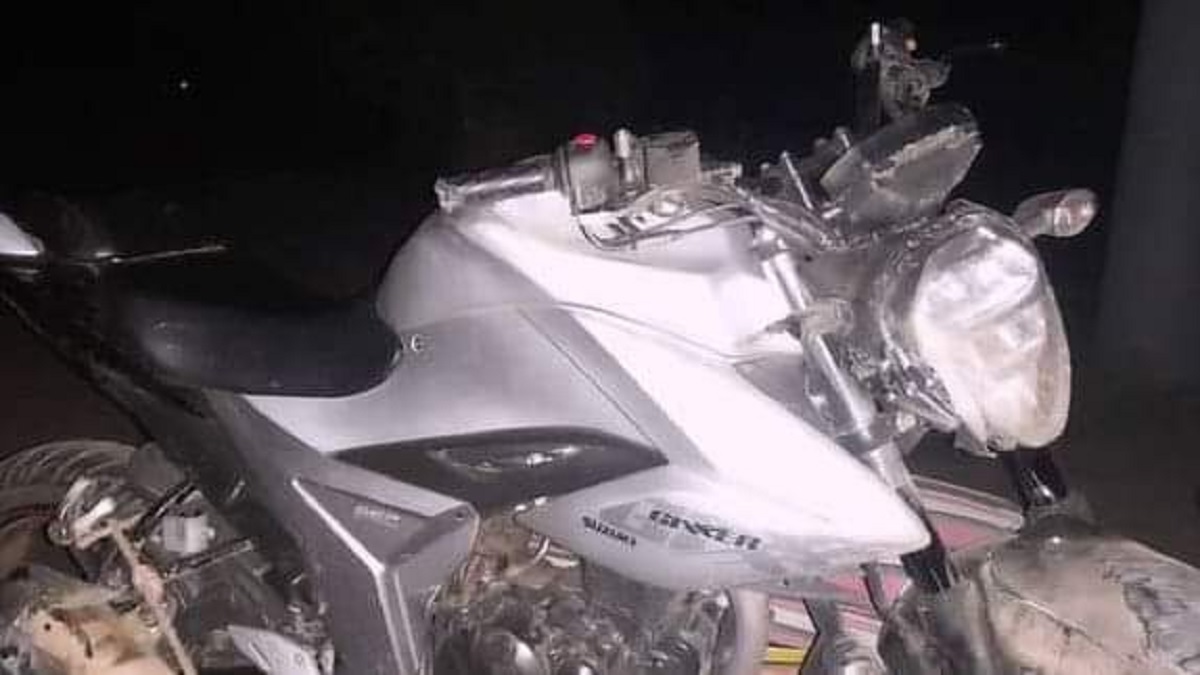 পথচারীকে বাঁচাতে গিয়ে দুই মোটরসাইকেল আরোহী নিহত