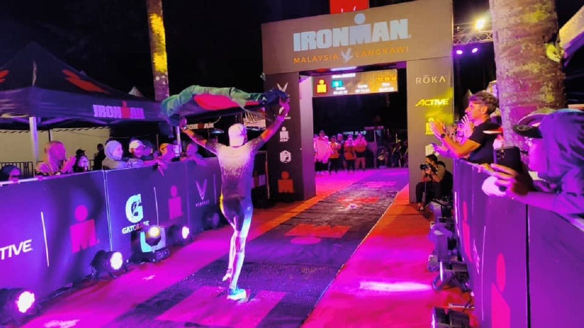 পুলিশের প্রথম ‘আয়রনম্যান’