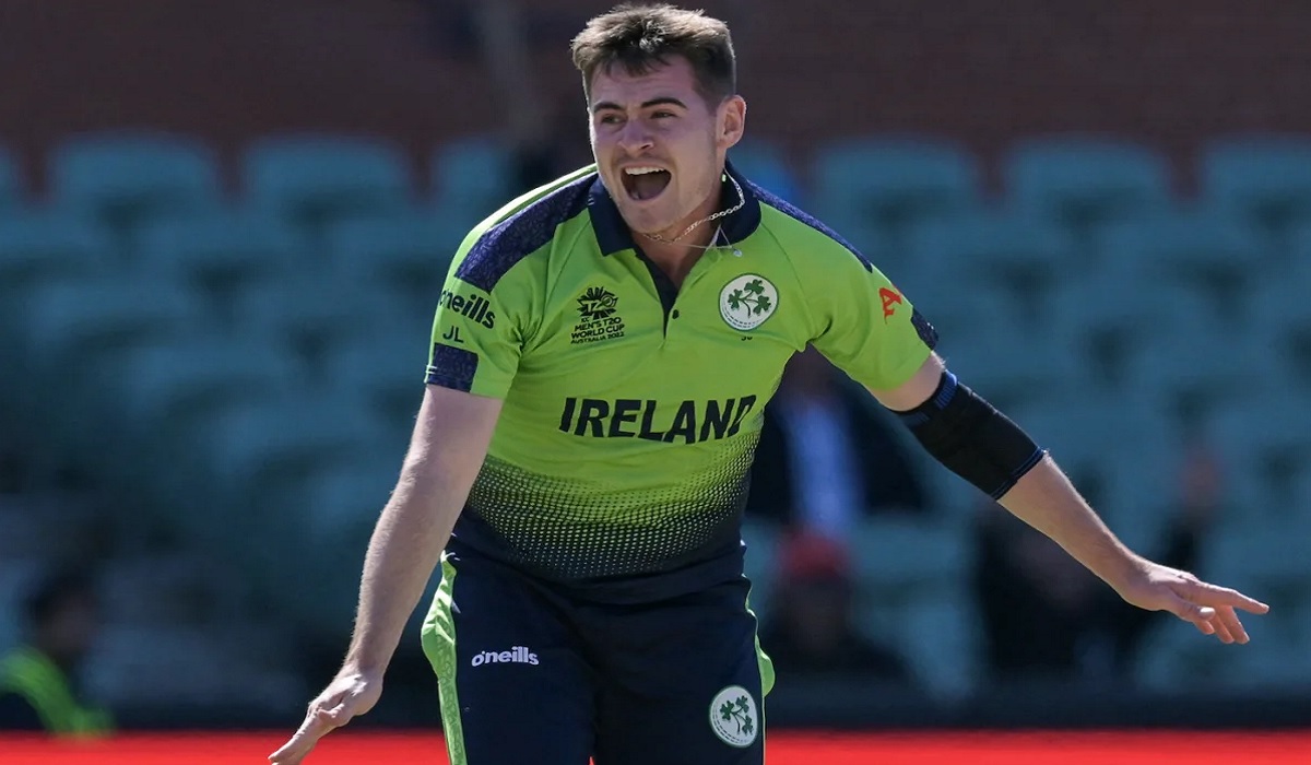 জশ লিটলের হাতে আসরের দ্বিতীয় হ্যাটট্রিক