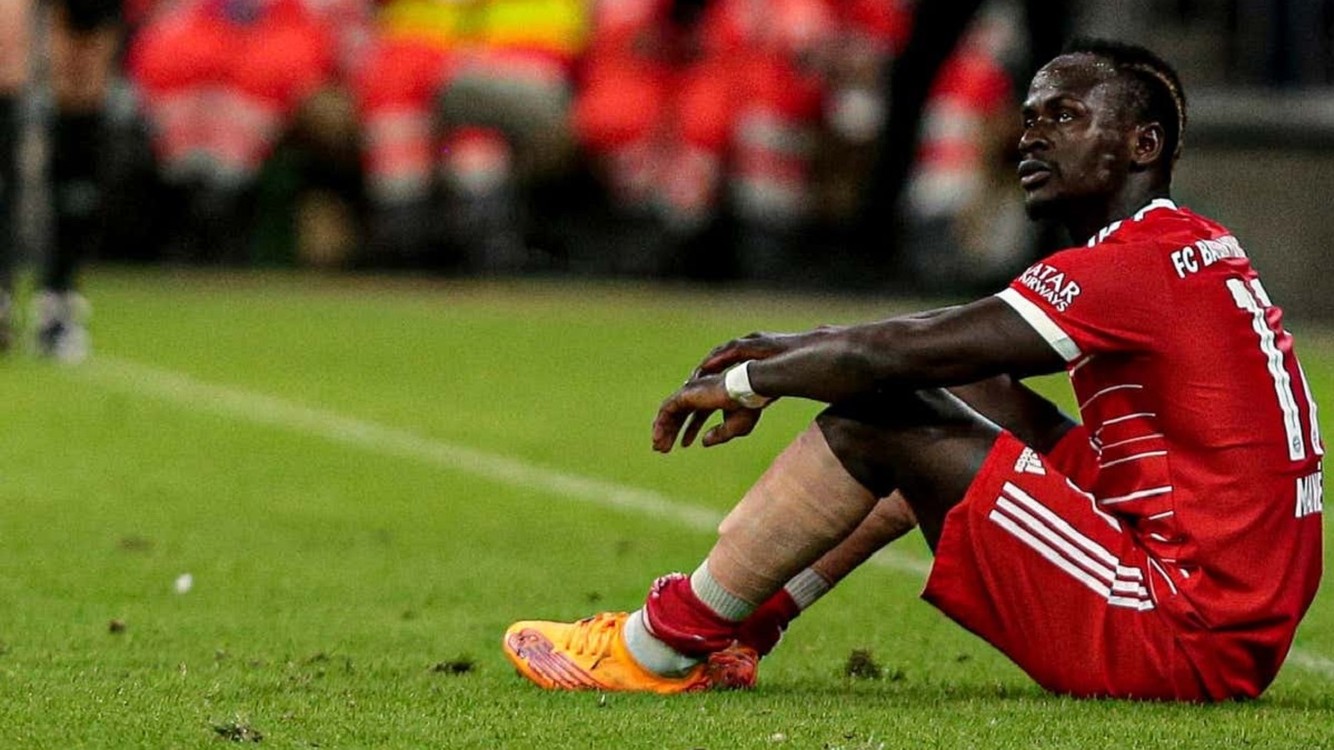 বিশ্বকাপে অনিশ্চিত সাদিও মানে