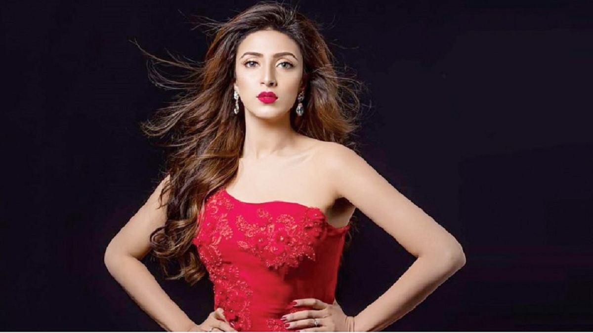 ঘনিষ্ঠ দৃশ্য করতে গেলে ঝামেলা হতে পারে, রাজের সাথে কাজ করবেন না মিম