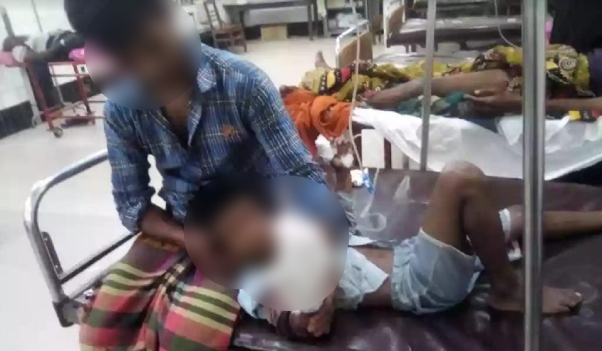 মুন্সিগঞ্জে বল সদৃশ বস্তু বিস্ফোরণে শিশুর কব্জি প্রায় বিচ্ছিন্ন