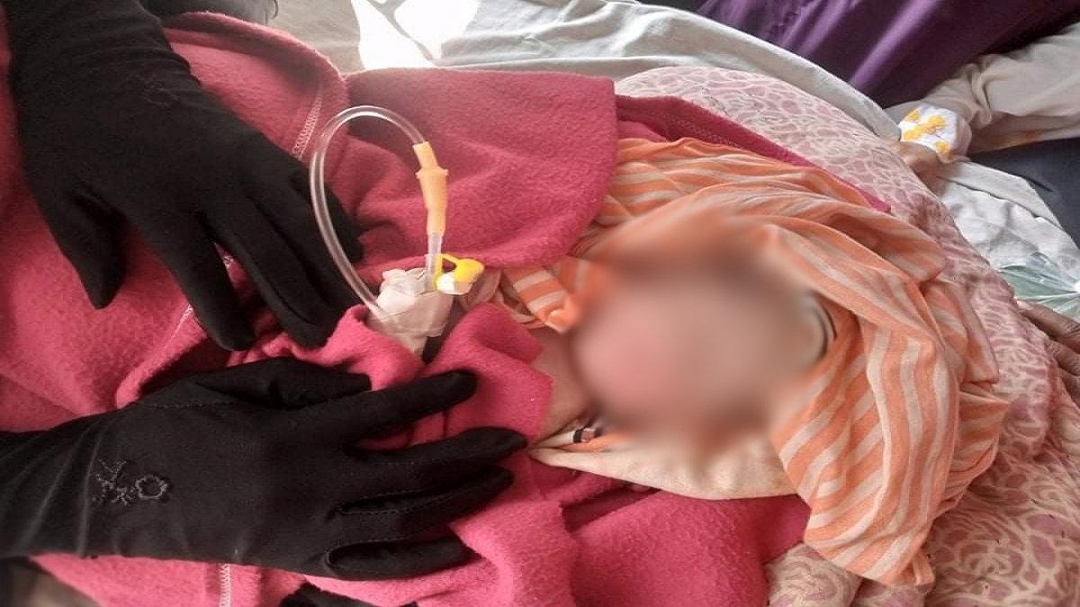 নরসিংদীতে কলেজের পাশে পড়ে ছিল কাগজে মোড়ানো নবজাতক