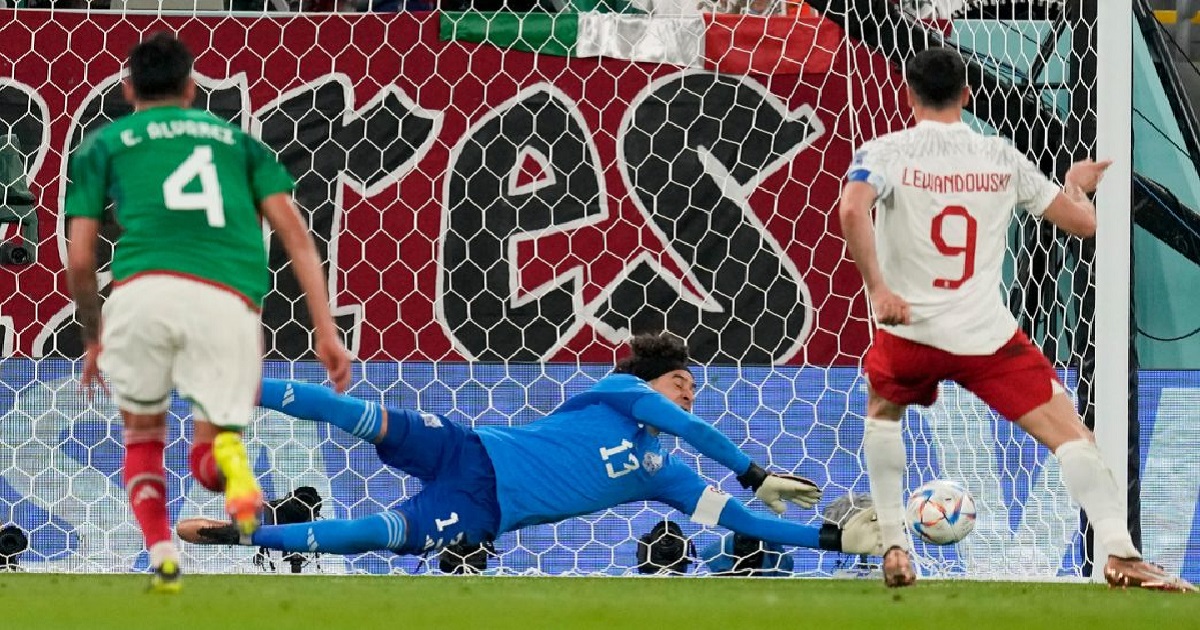 পেনাল্টি পেয়েও ম্যাচ জিততে পারলো না পোল্যান্ড