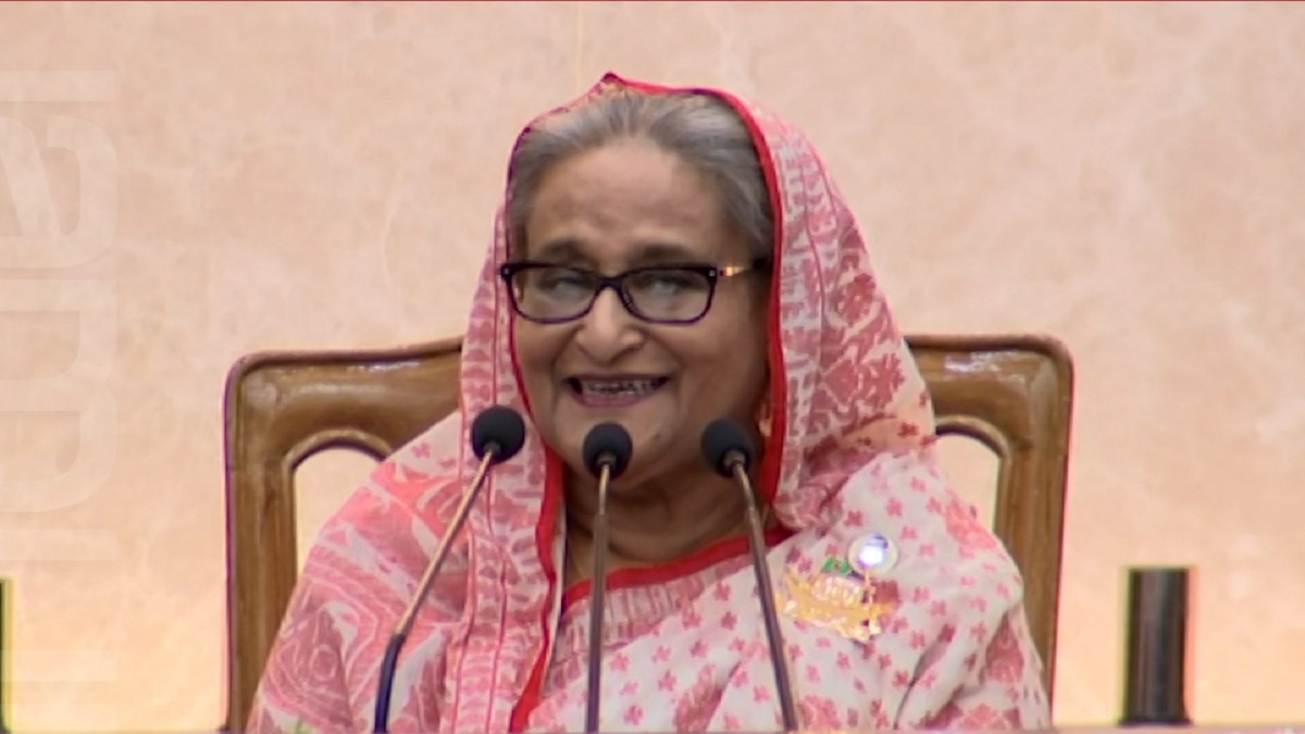 ছেলেরা যা পারেনি, নারীরা তাই করে দেখিয়েছে: প্রধানমন্ত্রী