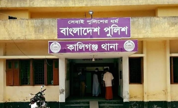 সাতক্ষীরায় ছিনতাইকারীর কবলে পড়ে গুলিবিদ্ধ যুবক