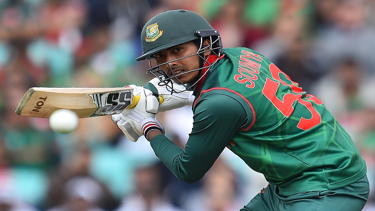 ফিরে গেলেন সৌম্য