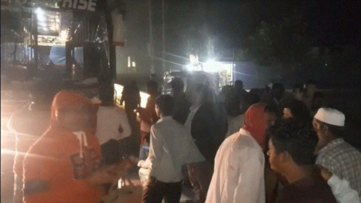 টাঙ্গাইলে বাস চাপায় দুই মোটরসাইকেল আরোহীর মৃত্যু