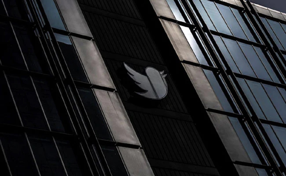 ছাঁটাইকৃত কর্মীদের একাংশকে আবারও ফেরার আহ্বান টুইটারের