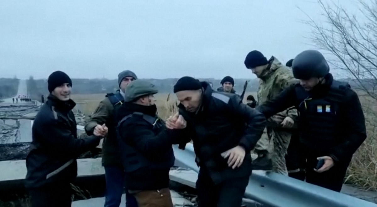 রাশিয়া-ইউক্রেনের মধ্যে ৫০ বন্দি বিনিময়