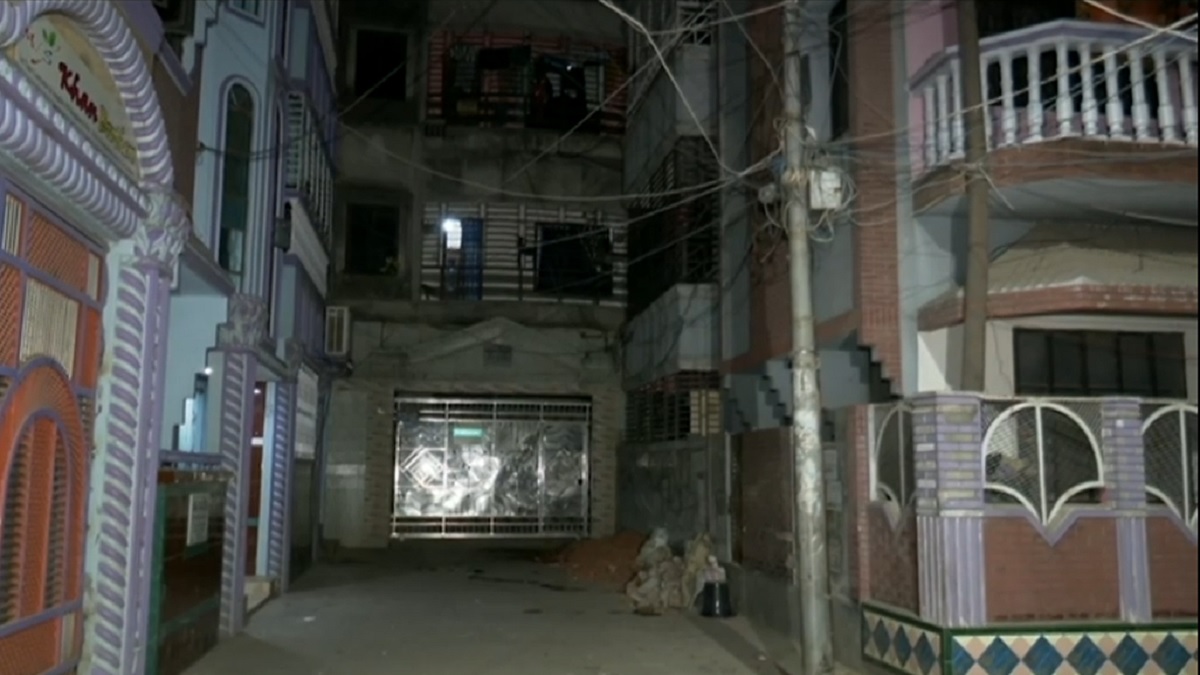 রাজধানীর শ্যামপুরে বাসা থেকে নারী আইনজীবীর ঝুলন্ত মরদেহ উদ্ধার