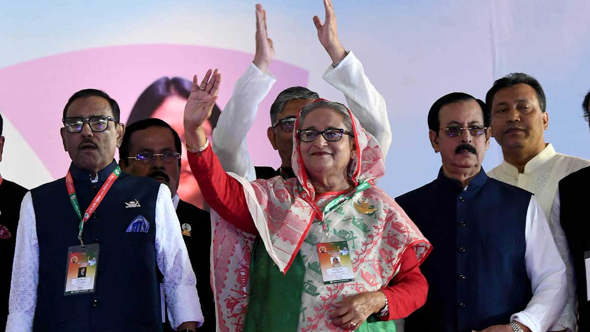 আ. লীগের কমিটি: ‘নির্বাচনী চ্যালেঞ্জ বিবেচনায় পুরনোদের ওপরই আস্থা’