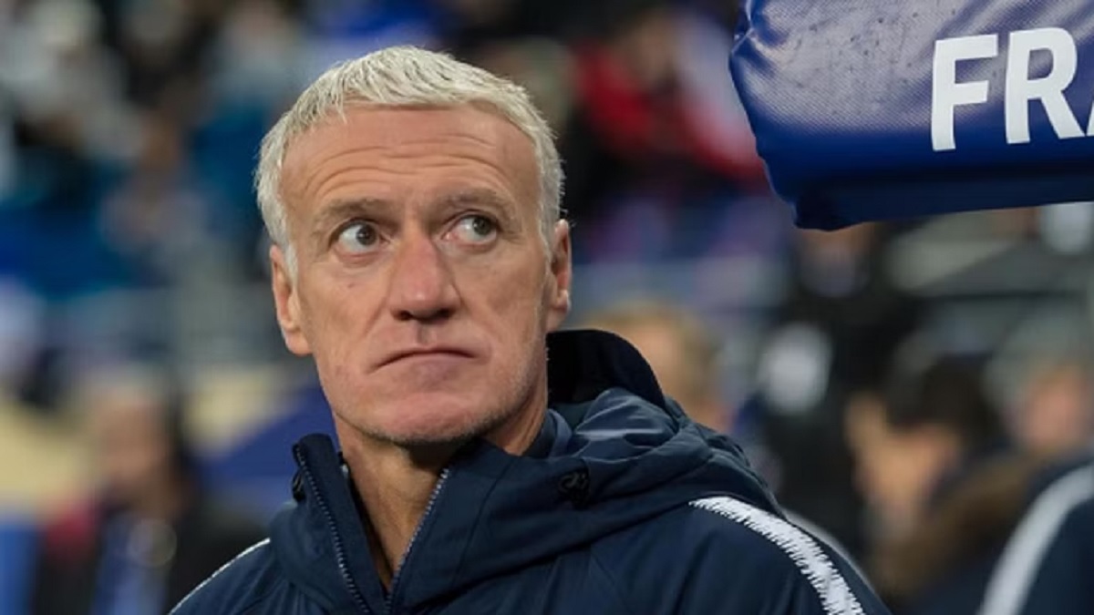 রেফারিং নিয়ে যা বললেন দেশম