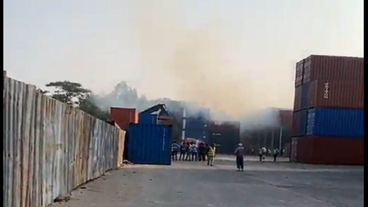 চট্টগ্রামে বিএম ডিপোর আগুন নিয়ন্ত্রণে