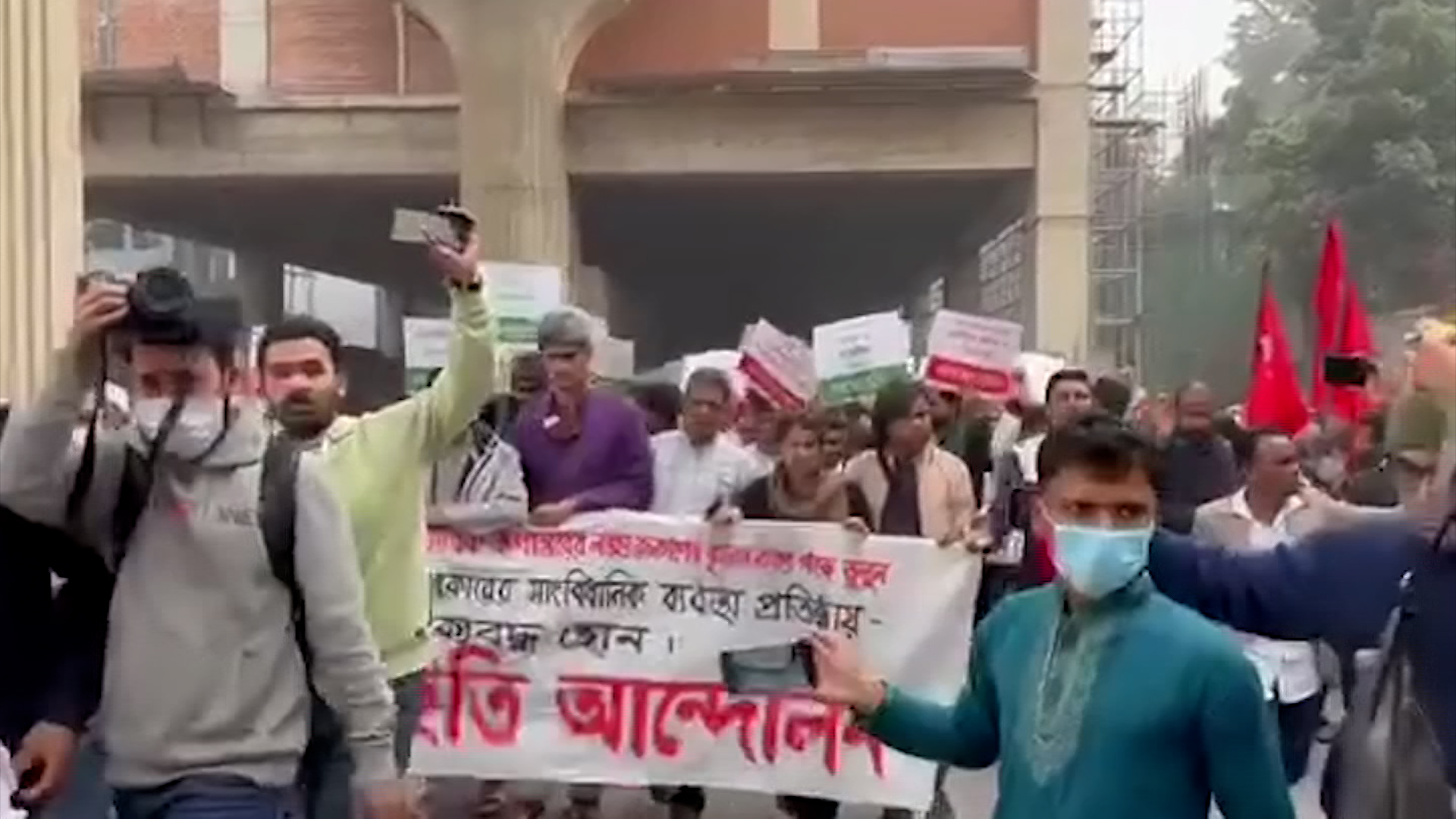 বিএনপির গণমিছিলের প্রতি সমর্থন জানিয়ে গণতন্ত্র মঞ্চের সমাবেশ