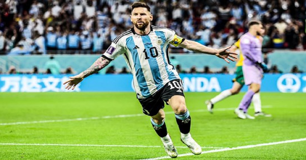 ম্যাজিকাল মেসির গোলে প্রথমার্ধে এগিয়ে আর্জেন্টিনা