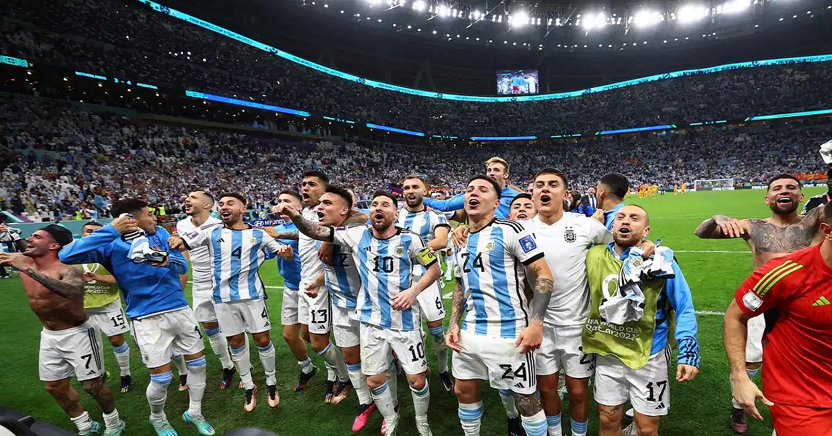 বিশ্বকাপ জয়ের পর এ মাসেই মাঠে নামছে আর্জেন্টিনা