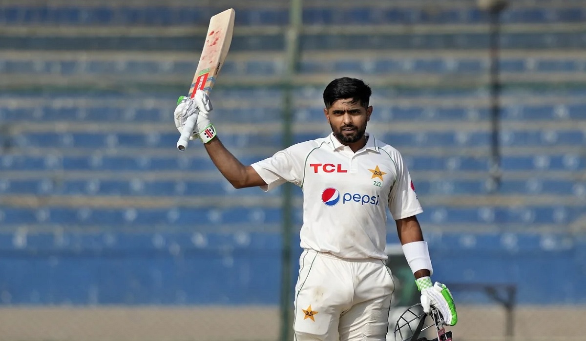 কিউইদের দাপট থামিয়ে দ্বিতীয় সেশনে বাবরের সেঞ্চুরি