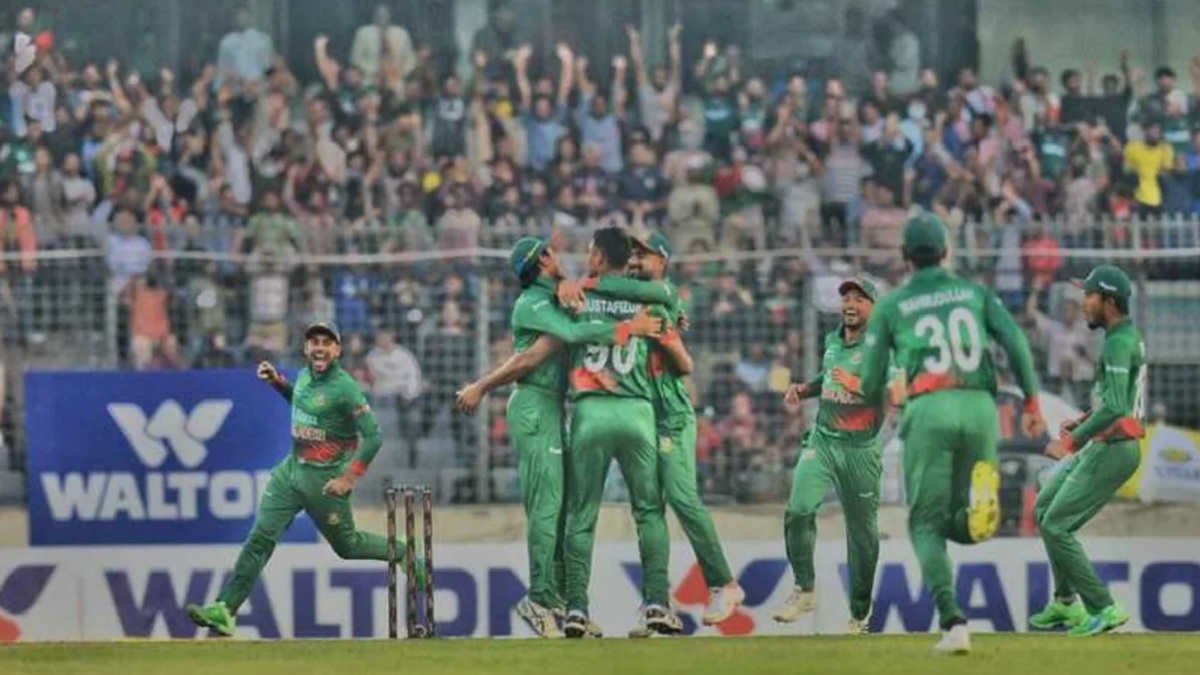 শ্বাসরুদ্ধকর ম্যাচ ভারতকে হারিয়ে বাংলাদেশের সিরিজ জয়