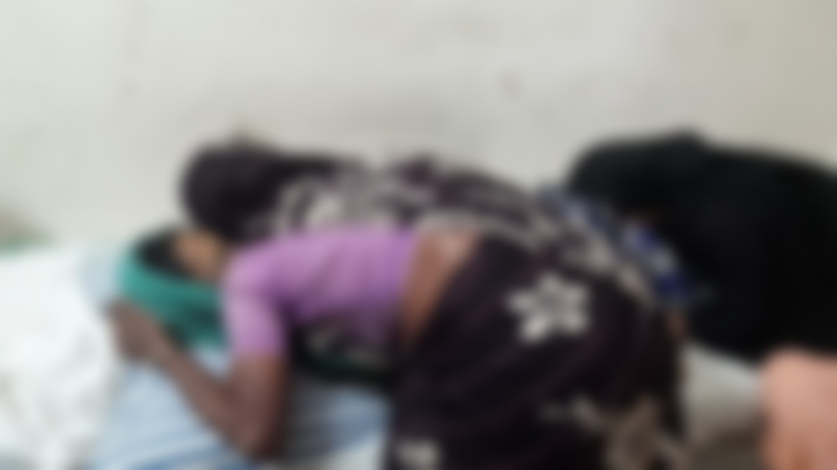 চিকিৎসার অবহেলায় গর্ভের সন্তানসহ মায়ের মৃত্যুর অভিযোগ