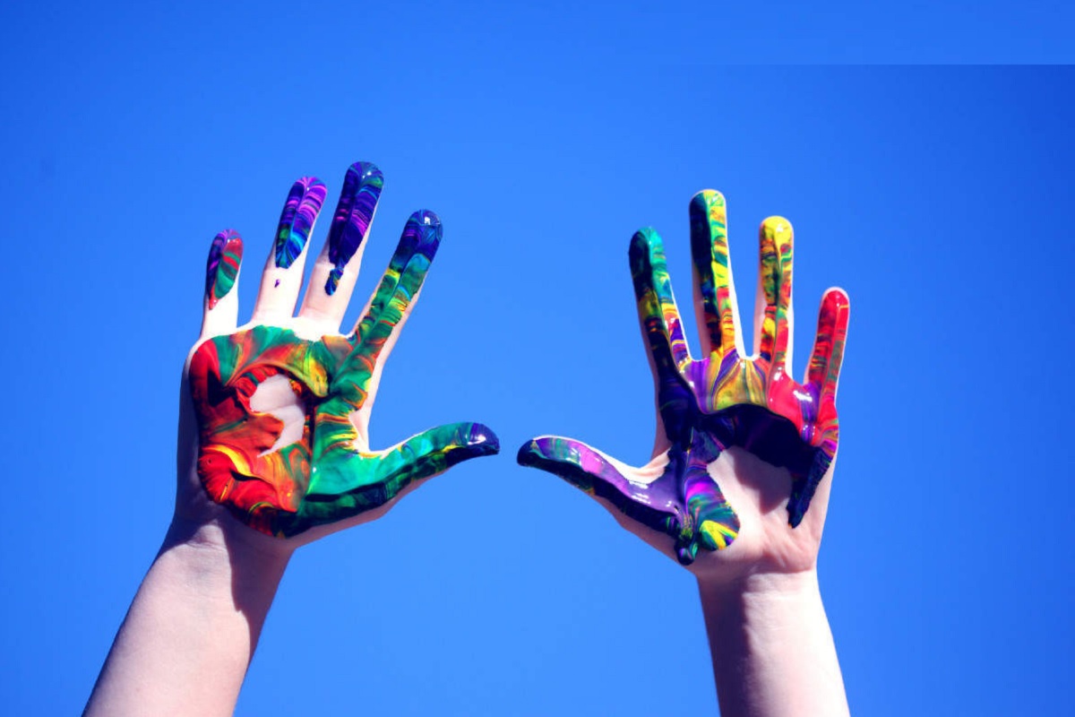 প্রিয় রংই বলে দেবে আপনার ব্যক্তিত্বের ধরন!