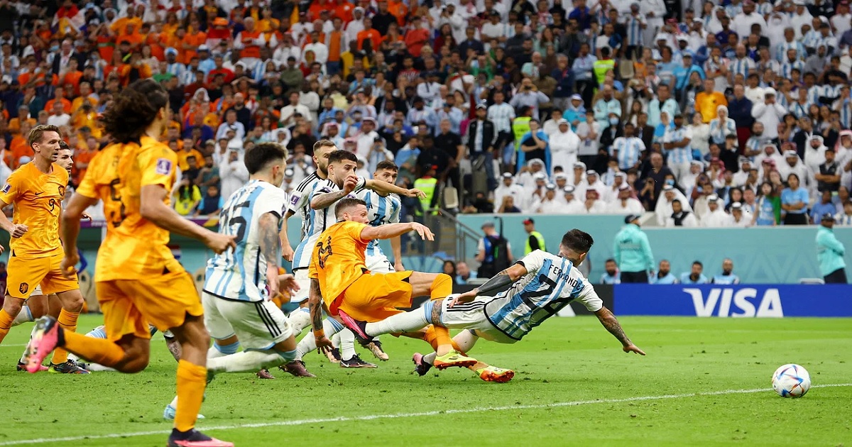 ম্যাচের শেষ শটে আর্জেন্টিনার জয় আটকে দিলো ডাচরা