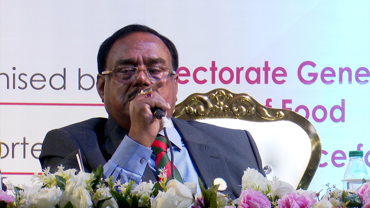 আতঙ্কিত হওয়ার কিছু নেই, দেশে খাদ্য খাটতি নেই: খাদ্যমন্ত্রী