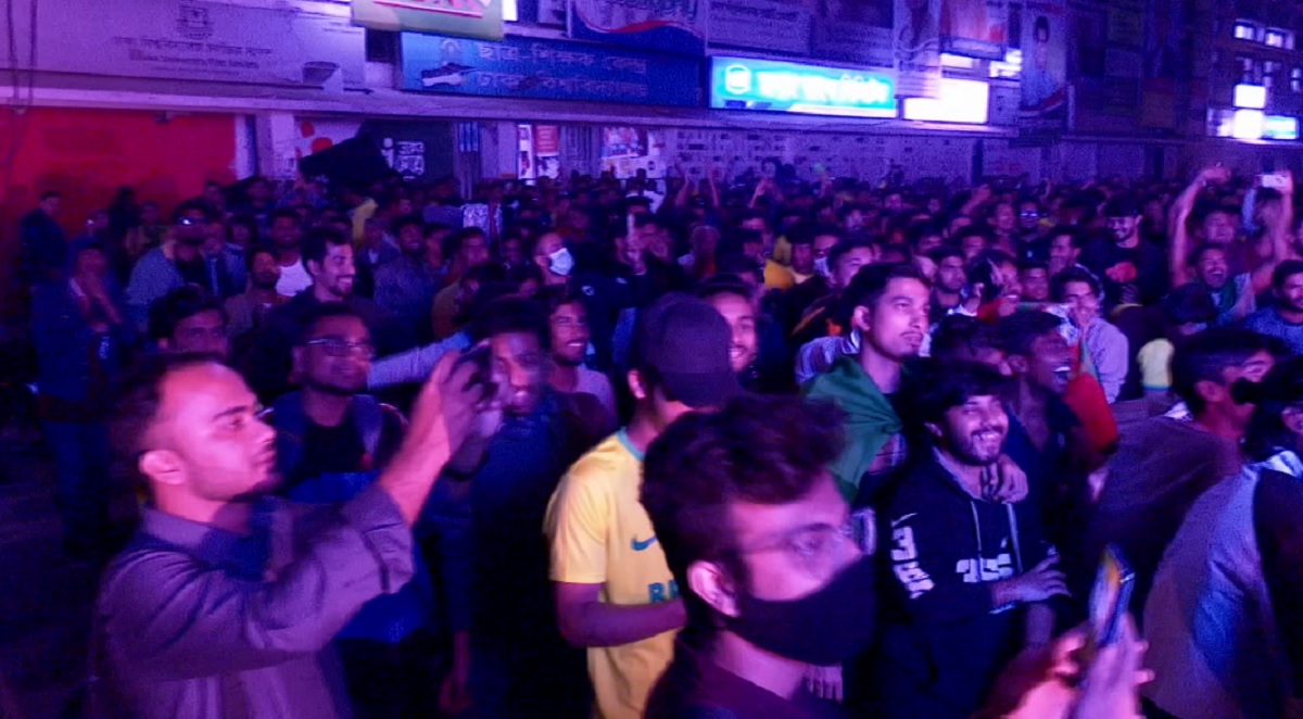 বিশ্বকাপের উন্মাদনা: দেশে এক মাসে ১২ জনের মৃত্যু