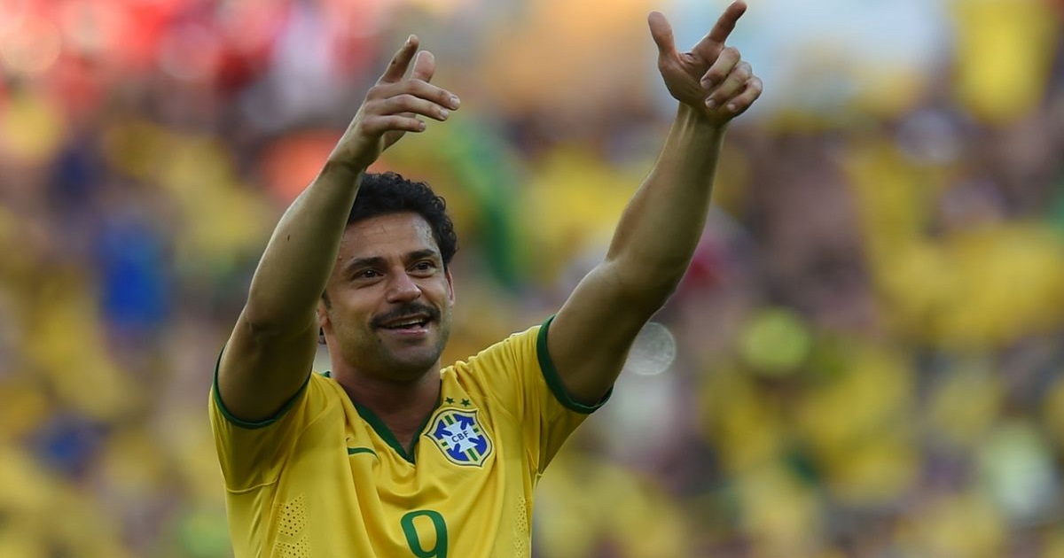 মেসির কান্না ভেজা চোখে বিদায় দেখতে চান ব্রাজিলের সাবেক ফুটবলার