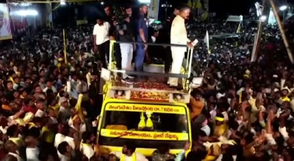 অন্ধ্রপ্রদেশে রাজনৈতিক সভায় পদদলিত হয়ে ৮ জনের প্রাণহানি