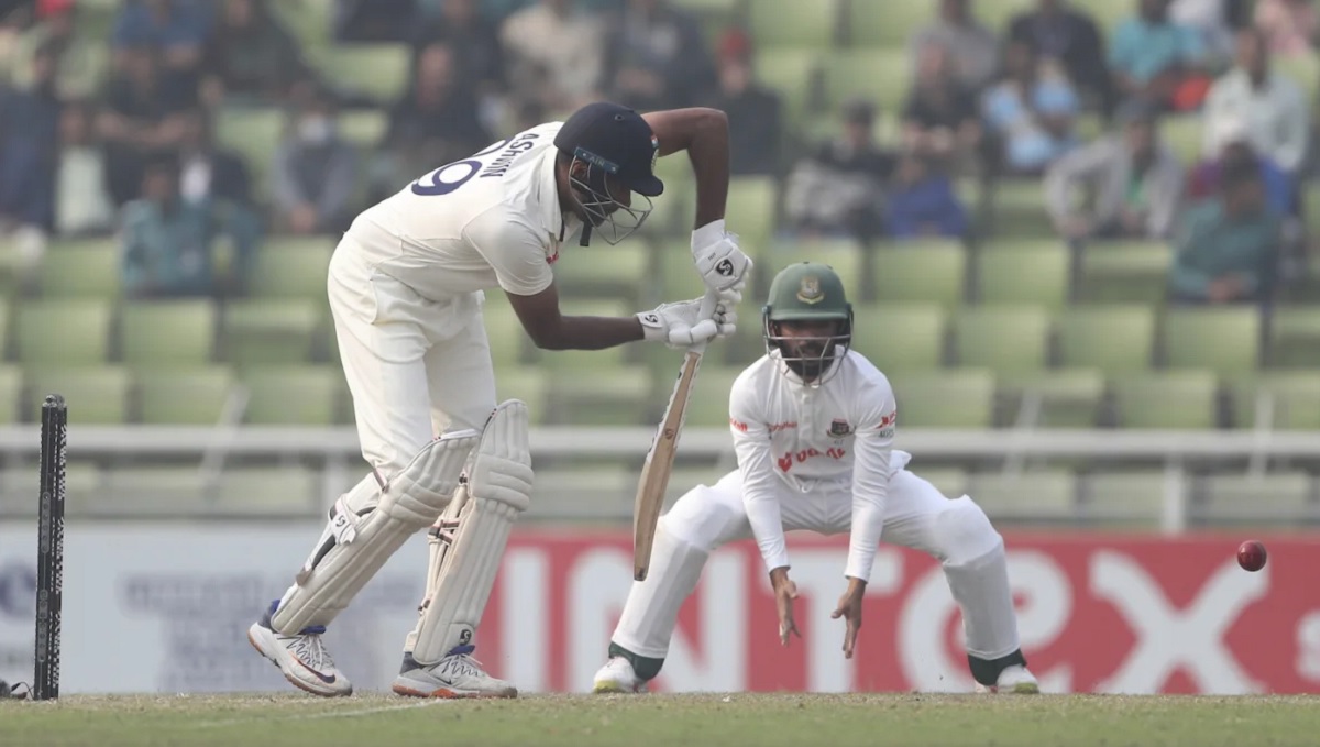 মুমিনুলের ক্যাচ মিসেই কি বাংলাদেশের ম্যাচ মিস?