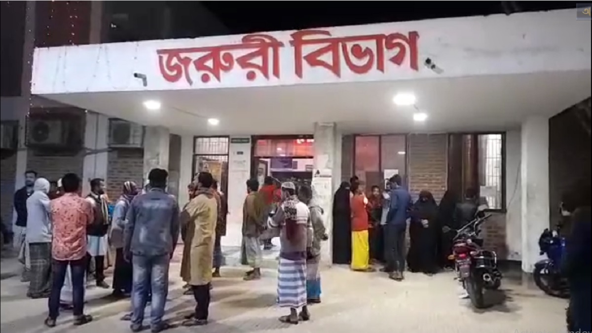 নরসিংদীতে দু’গ্রুপের সংঘর্ষ, গোলাগুলিতে নিহত কিশোর