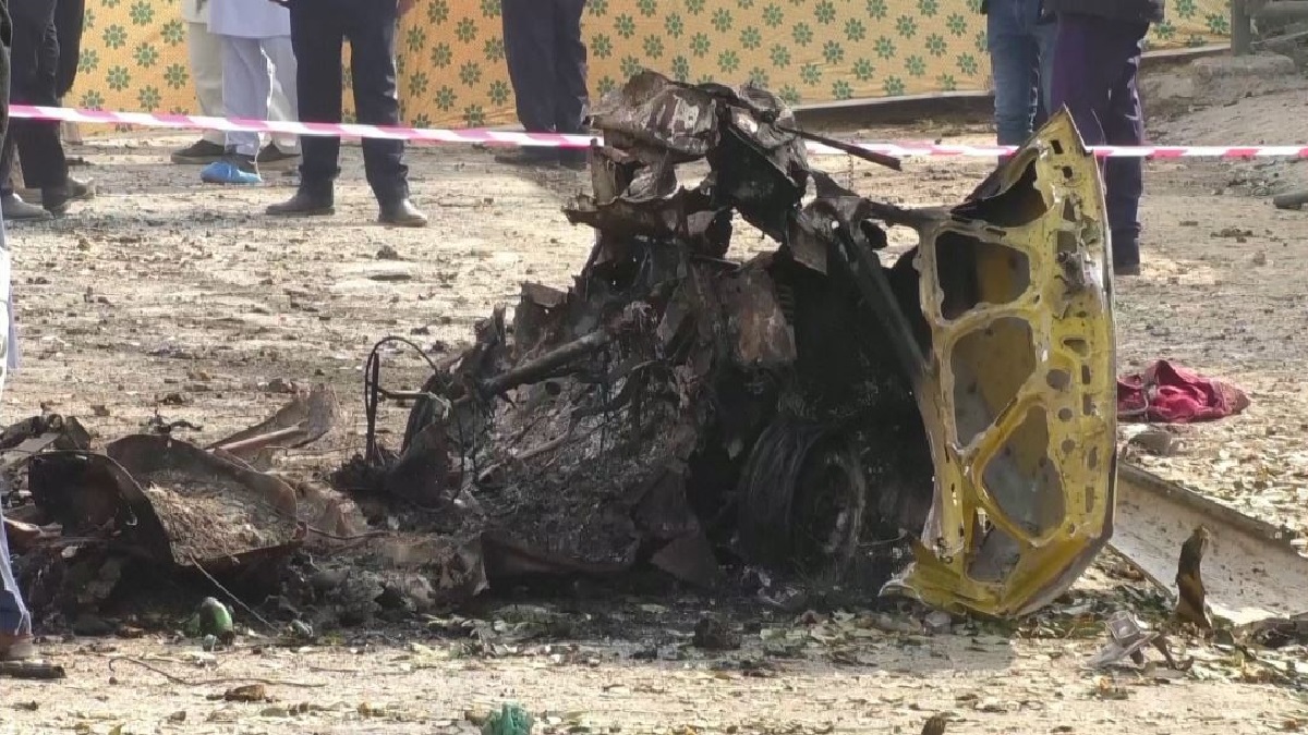 বোমা হামলার জেরে পাকিস্তানের ইসলামাবাদে হাই অ্যালার্ট জারি