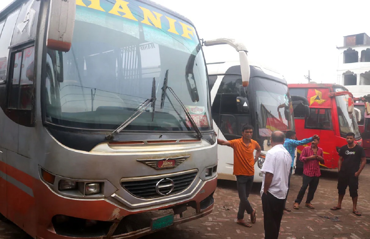রংপুর-ঢাকা রুটে বাস চলাচল বন্ধ