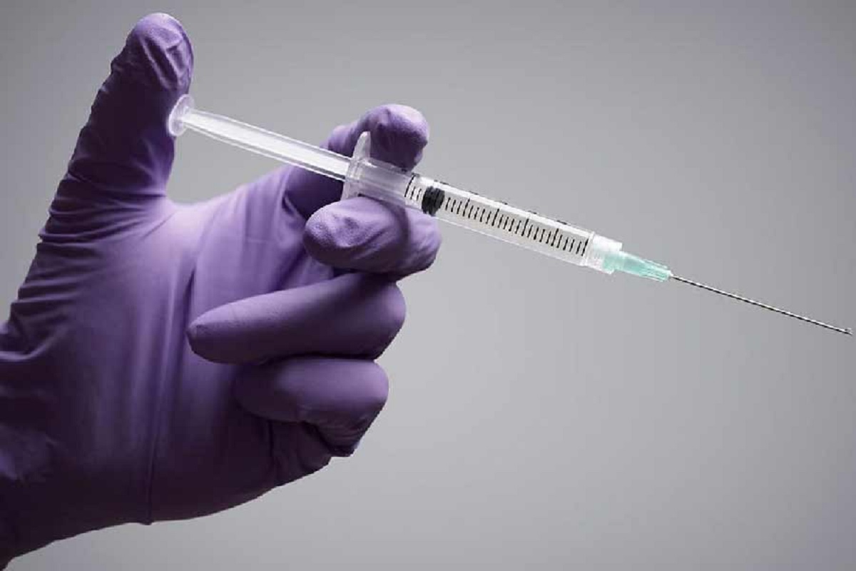 ডিভোর্সে রাজি না হওয়ায় স্ত্রীর শরীরে এইচআইভি সংক্রামিত ইনজেকশন দিলেন স্বামী!