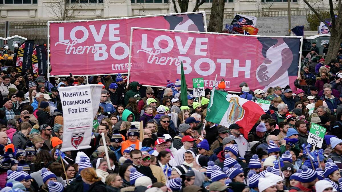 ওয়াশিংটনে গর্ভপাত বিরোধী র্যালী
