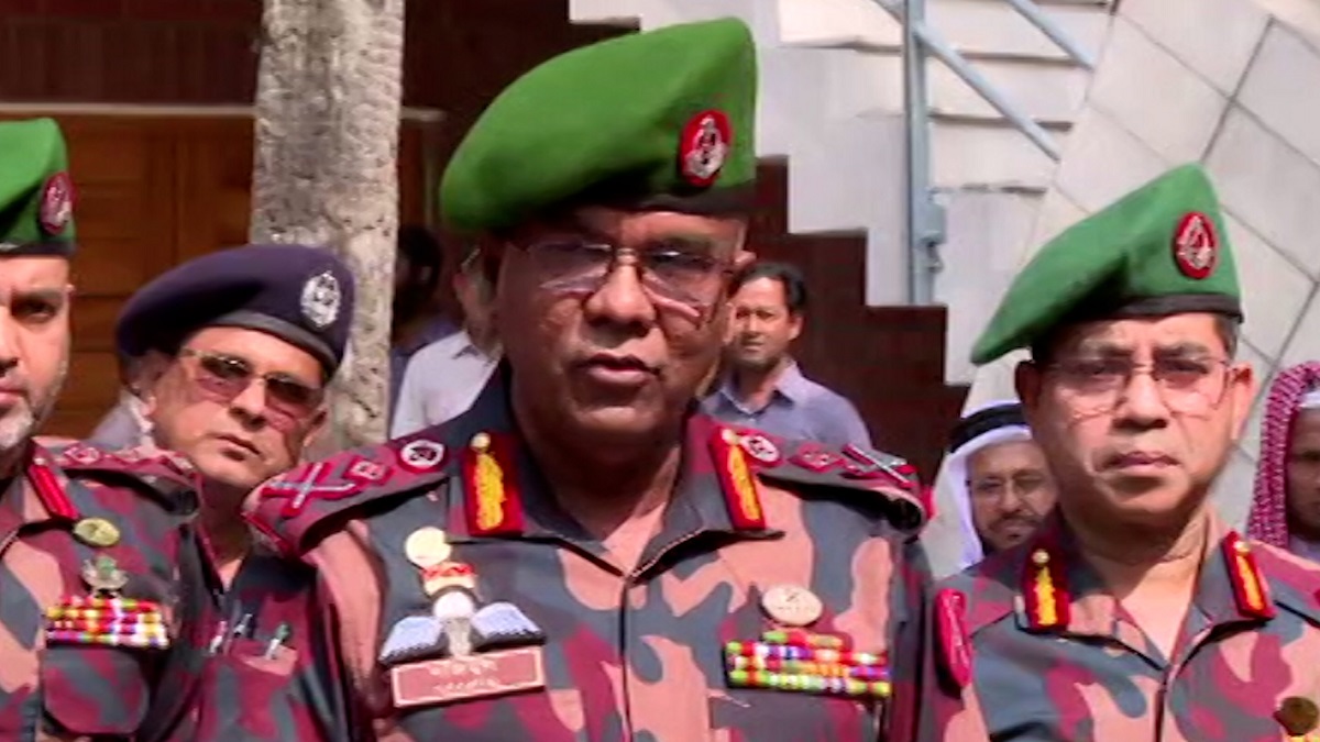 বাংলাদেশ-মিয়ানমার সীমান্ত পরিস্থিতি নিয়ন্ত্রণে: বিজিবি মহাপরিচালক