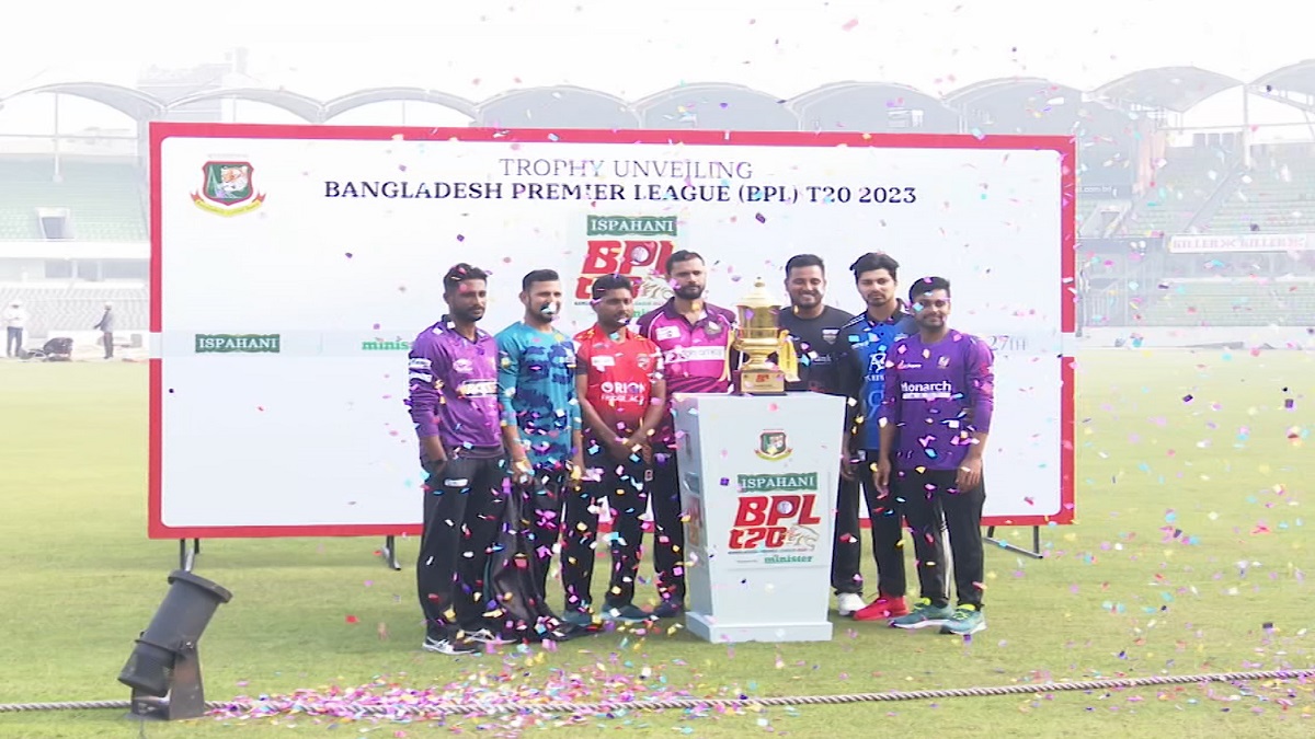 ‘খেলোয়াড়দের চিনতে হয় গুগল সার্চ করে’, বিপিএল নিয়ে আগ্রহ নেই দর্শকের