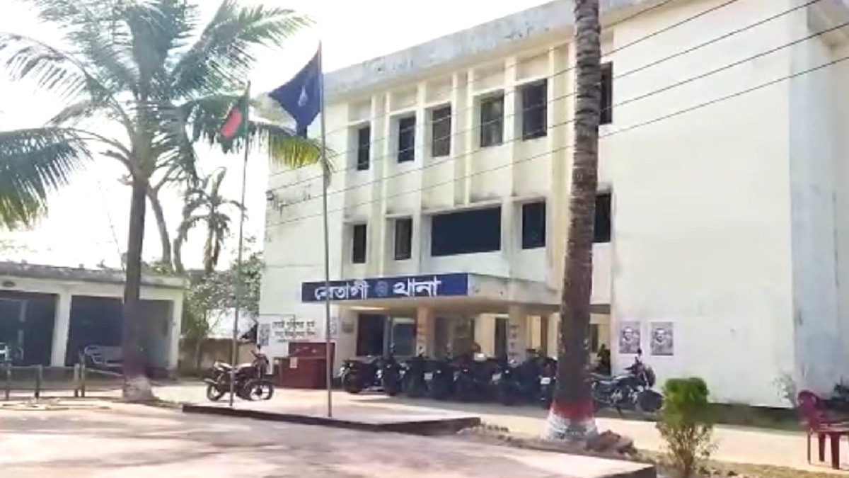 বরগুনায় হাতকড়াসহ পালিয়ে গেলো আসামি