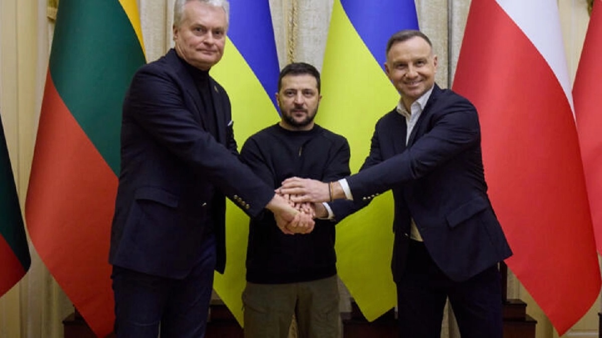 সোলেদারের নিয়ন্ত্রণ নিয়ে ধোঁয়াশা, কিয়েভকে ট্যাংক সরবরাহের ঘোষণা পোল্যান্ডের