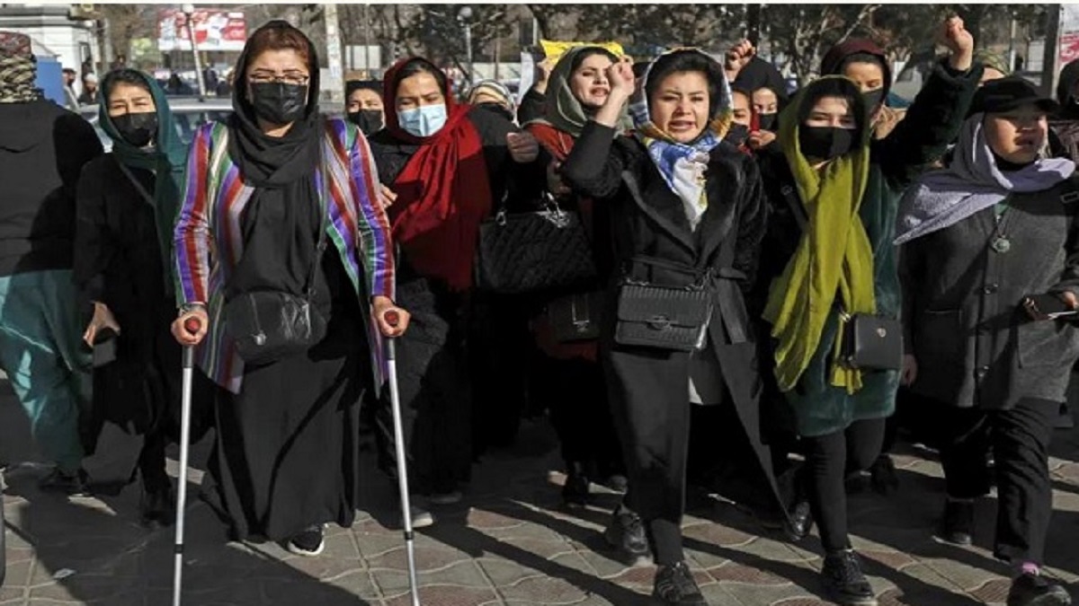 এনজিওতে নারীকর্মী নিষিদ্ধের বিষয়ে তালেবানের সাথে আলোচনায় নরওয়ের সাহায্য সংস্থা