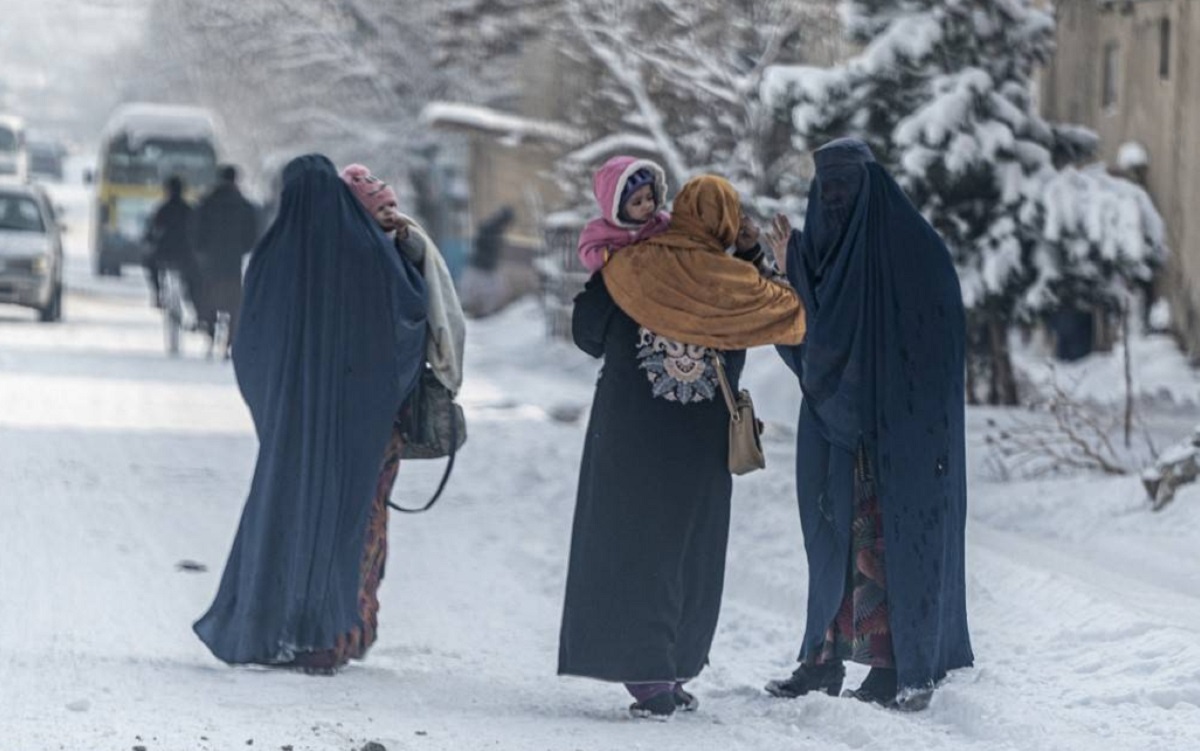 তীব্র ঠান্ডায় আফগানিস্তানে এক সপ্তাহে ৮৮ জনের মৃত্যু