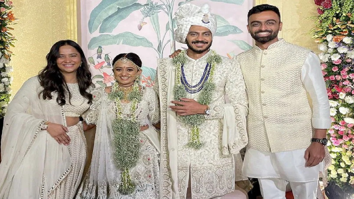 বিয়ে করলেন অক্ষর প্যাটেল