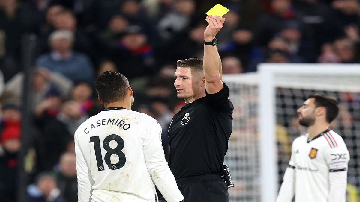 আর্সেনালের বিপক্ষে ক্যাসেমিরোকে পাবে না ম্যানইউ