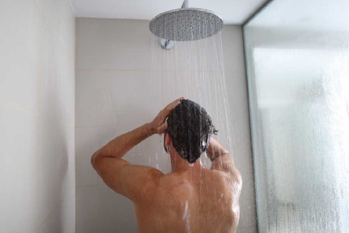 শীতকালে ঠান্ডা পানিতে গোসল করার অভ্যাস কি হার্ট অ্যাটাকের ঝুঁকি বাড়িয়ে দেয়?