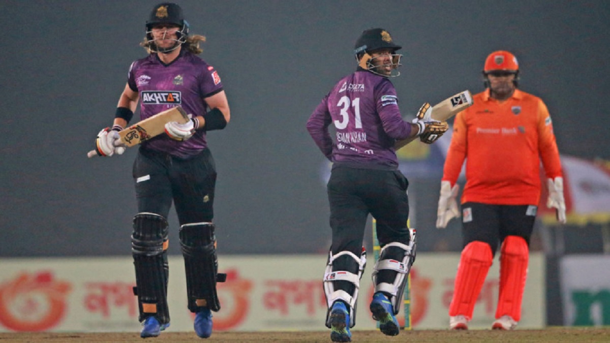 দুই সেঞ্চুরির ম্যাচে খুলনাকে ৯ উইকেটে হারিয়ে প্রথম জয় পেলো চট্টগ্রাম