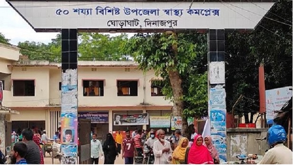 দিনাজপুরে বাস, ট্রাক ও অটোভ্যানের ত্রিমুখী সংঘর্ষে নিহত ২