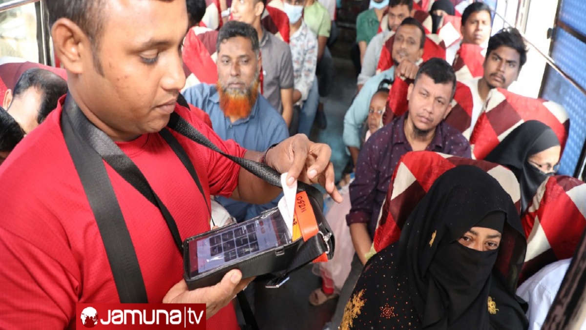 রাজধানীর আরও ১৫টি কোম্পানির বাসে ই-টিকিট