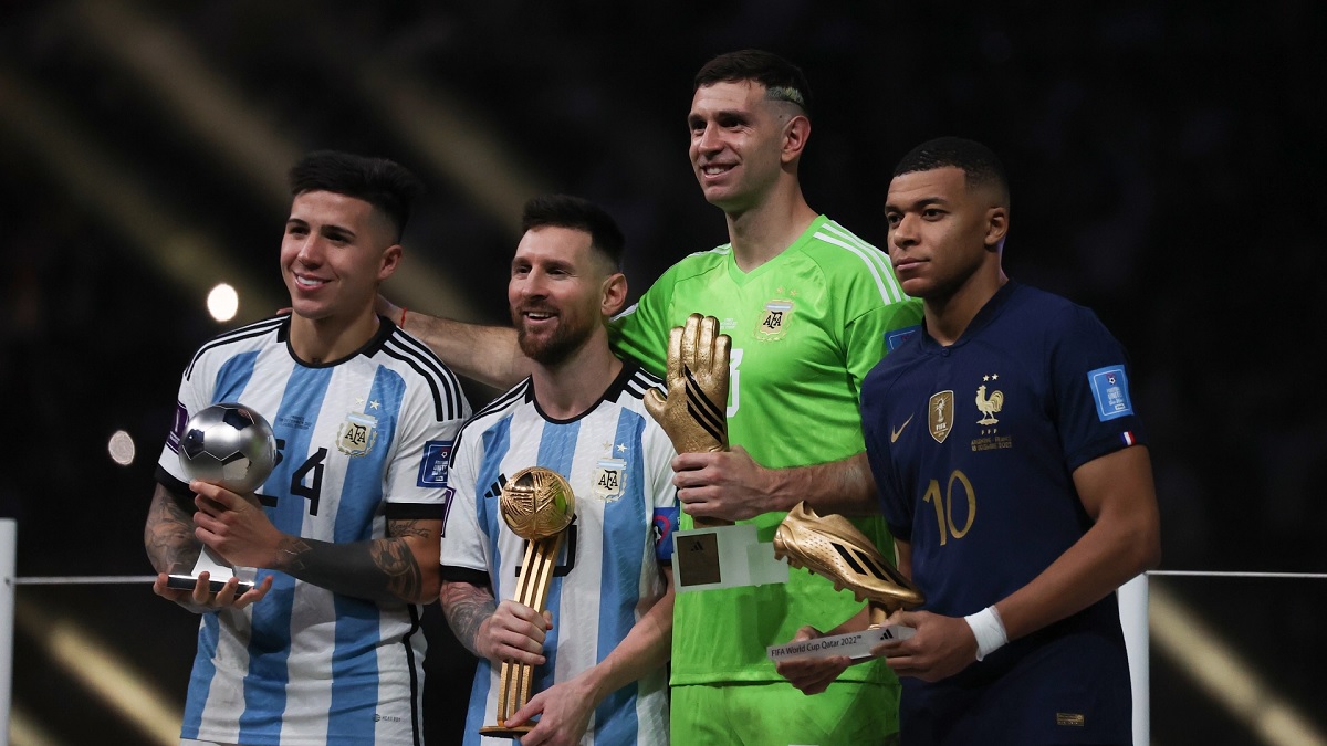 ফাইনালে আর্জেন্টিনার ‘আপত্তিকর আচরণ’ নিয়ে ফিফার তদন্ত